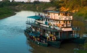 Tour en Barco: Explora la Amazonía (3 días / 2 Noches) desde Trinidad