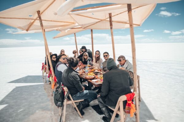 Expedición Premium: Del Salar de Uyuni al Desierto de Atacama (Bolivia y Chile). 3 Días / 2 Noches