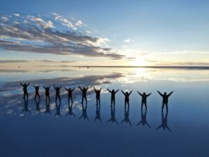 default Expedición Premium: Salar de Uyuni de Lujo y Lagunas de Colores (4 Días / 3 Noches)